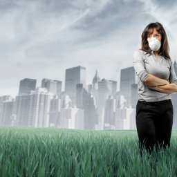 В Ростове из-за обилия машин и промышленных заводов жителям приходится дышать ядовитым воздухом