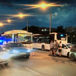 Тройное ДТП с пострадавшими устроил водитель пассажирского автобуса в Ростове