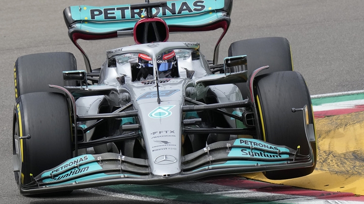 "Формула-1". Расселл прервал серию неудач для Mercedes