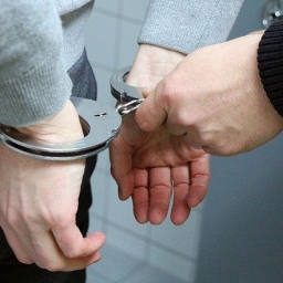 Жителю Дона грозит 10 лет тюрьмы за хранение наркотиков