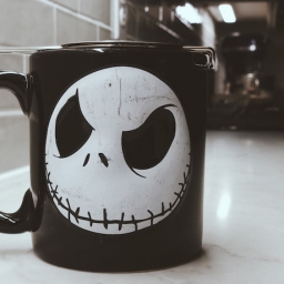 Разговоры о смерти и хлеб с маслом: в Ростове открывается Death Cafe