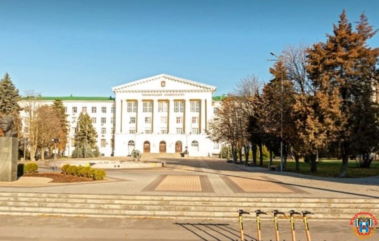 В Ростове осудили преподавателя ДГТУ, которая с помощью подложного диплома заработала полмиллиона