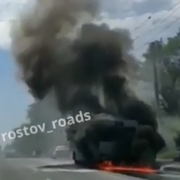 В мэрии Ростова рассказали о причинах пожара в автобусе на Нагибина