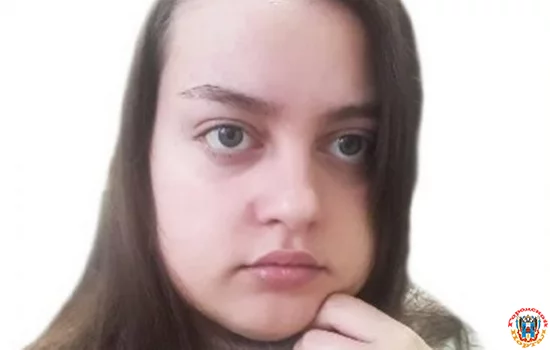 21-летнюю девушку ищут в Ростовской области
