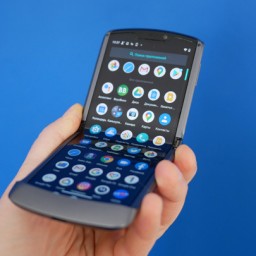 Обзор Moto Razr 5G: возвращение "бритвы"