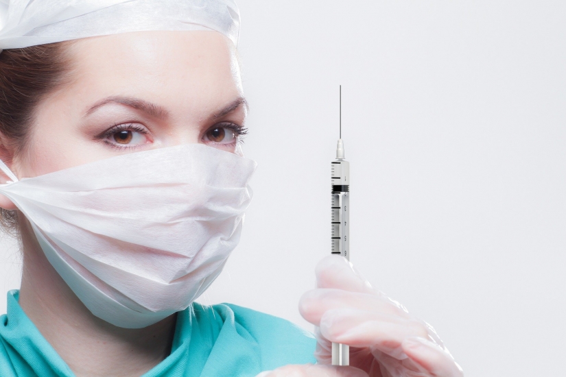 В Ростов поступила вакцина от коронавируса «ЭпиВакКорона»