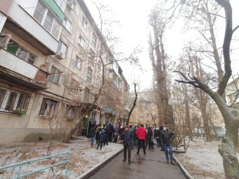 Более половины жителей аварийного дома на Кривошлыковском,4 решили продать квартиры городу
