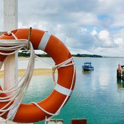 Пятилетнего малыша из Ростова унесло на несколько километров в открытое море