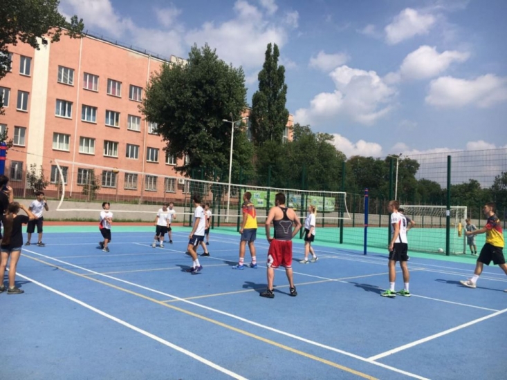 ЦФКС провёл волейбольный турнир в Ленинском районе Ростова-на-Дону