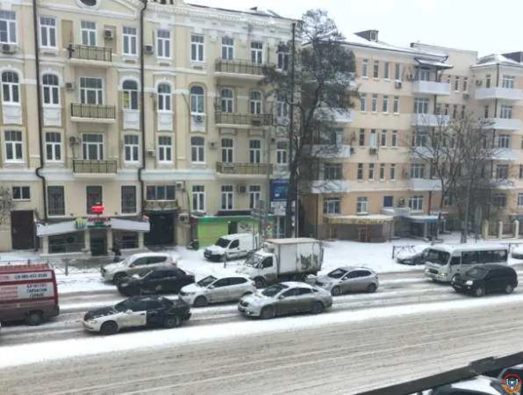 По-европейски предложил бороться ростовчанин с громадными пробками в метель