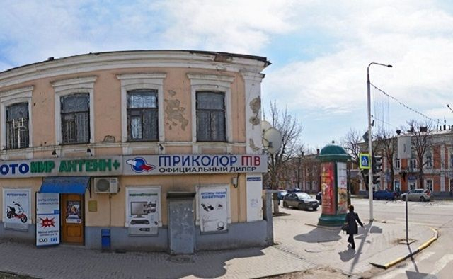 В Новочеркасске дольщики отсудили помещение у Гордумы
