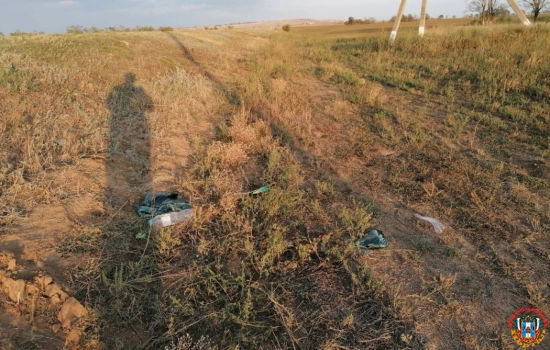 Водитель-подросток погиб в аварии с опрокидыванием автомобиля в Ростовской области