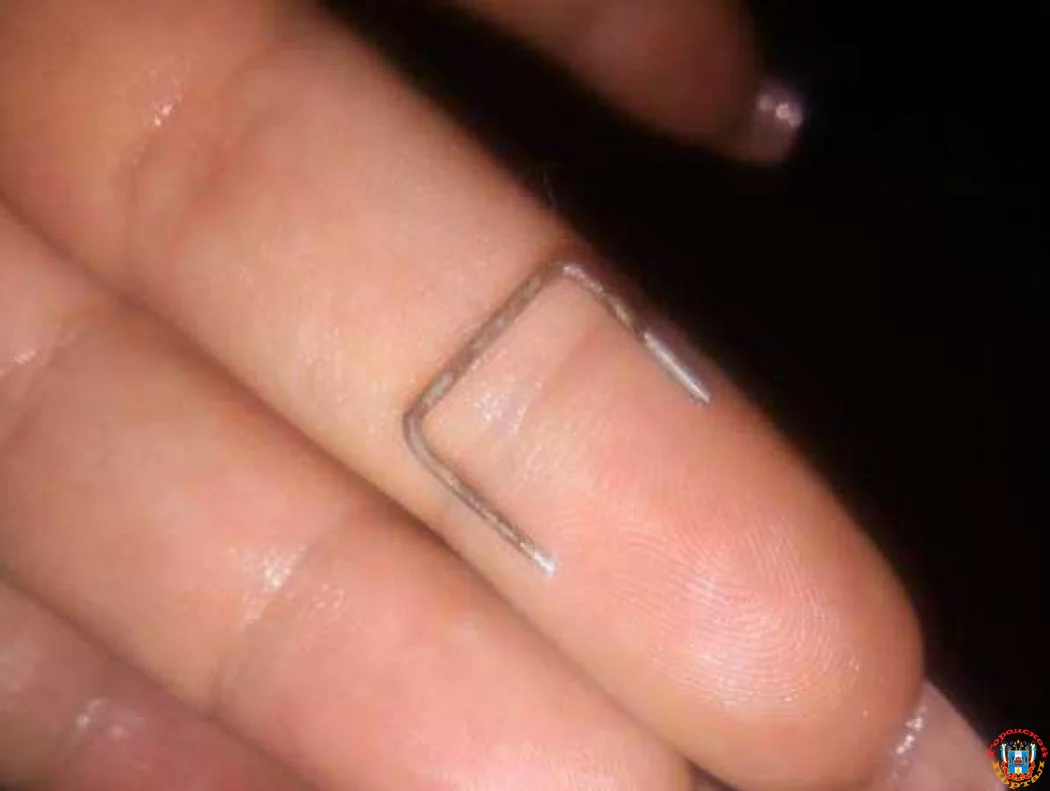 Острую коварную скрепку нашла ростовчанка в купленном для ребенка мороженом