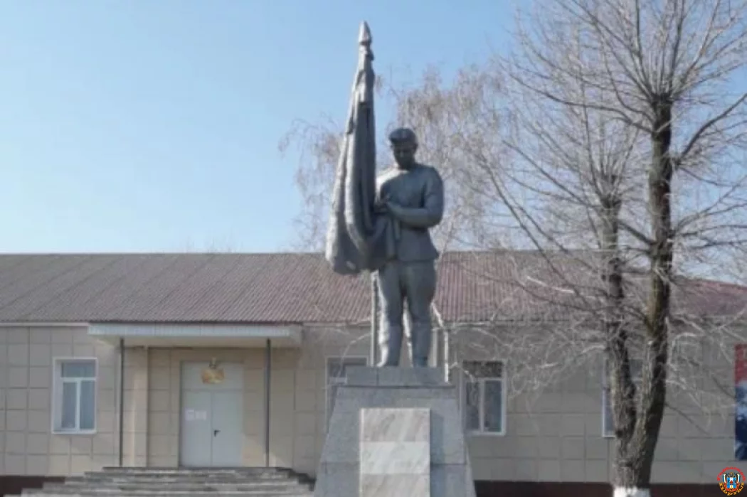 Память в граните: в Октябрьском районе отреставрируют мемориал героям-освободителям Память в граните: в Октябрьском районе отреставрируют мемориал героям-освободителям