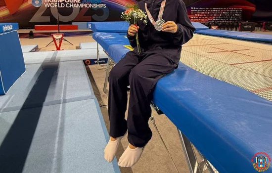 Золото и серебро взял ростовчанин на мировом первенстве по прыжкам на батуте