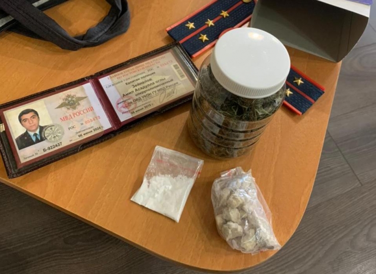 На работе у задержанного в Ростове полицейского нашли 5 кг наркотиков