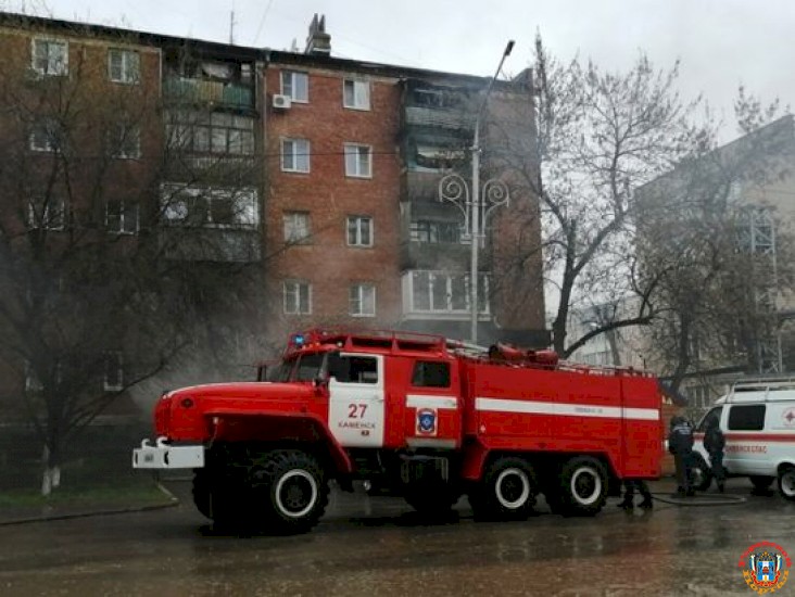 В Каменске-Шахтинском случился пожар в пятиэтажке