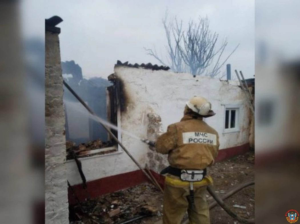 В селе Ростовской области дотла сгорел жилой дом