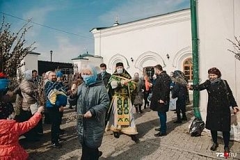 Вербное воскресенье в Ростове не обошлось без нарушений санитарного режима