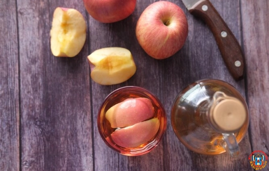 Необычные применения яблочного уксуса в быту: вы точно не знали, что это настолько полезный продукт!