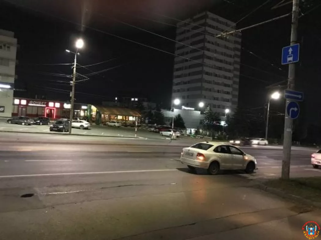В Ростове на Северном 54-летний мужчина попал под колеса авто