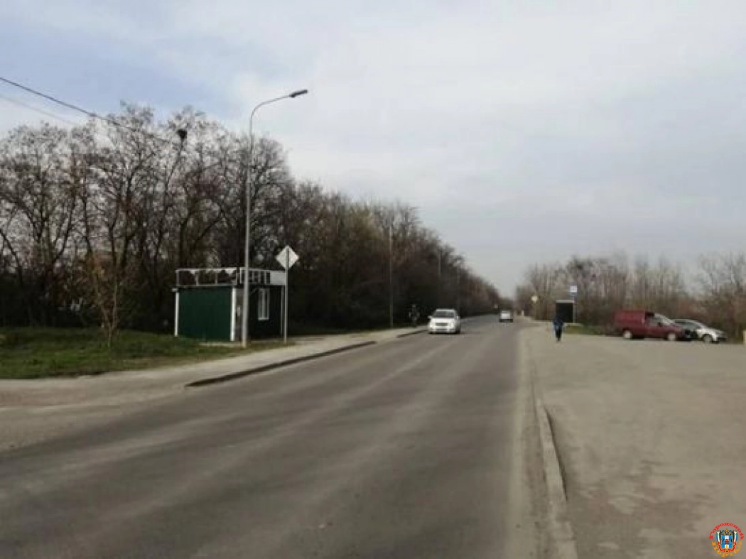 В Ростове на Зрелищной водитель авто сбил подростка и скрылся
