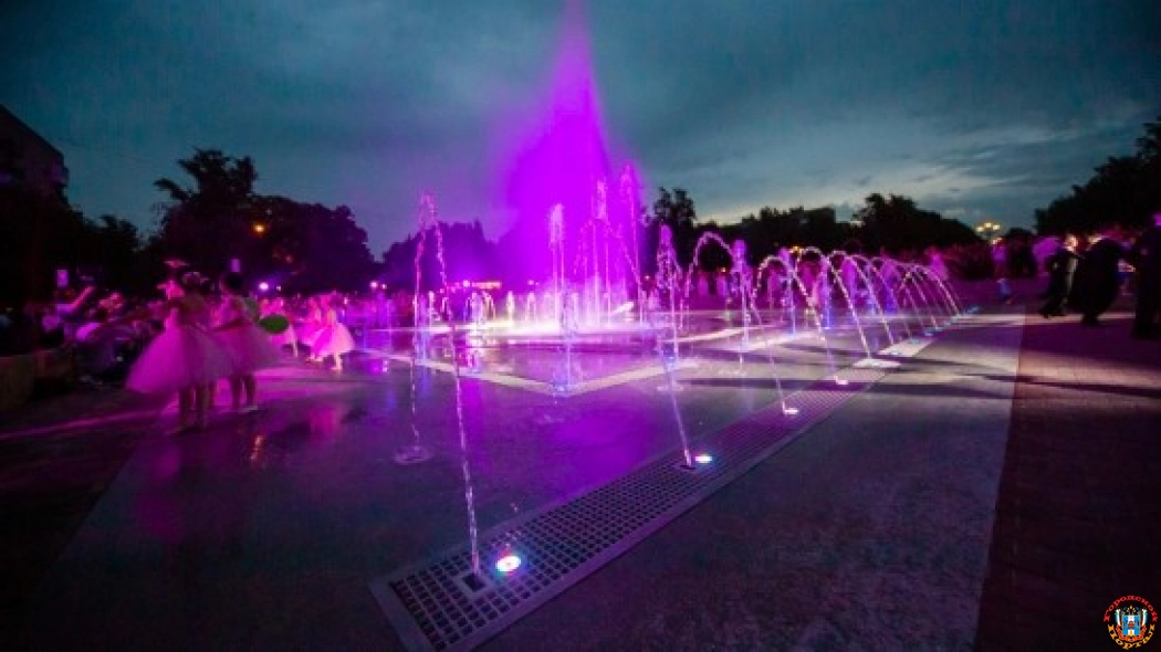 В Ростове на три дня отключат фонтан на Аллее Роз
