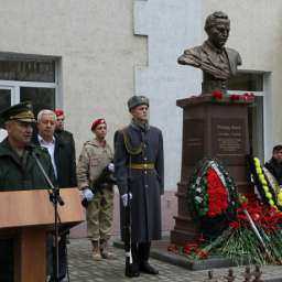 Памятник легендарному разведчику Рихарду Зорге установили в Ростове