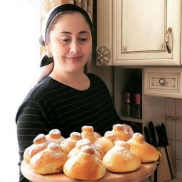 Эксклюзивным рецептом легких, как пух, булочек поделилась с ростовчанами инста-блогер Зарема из Ростова