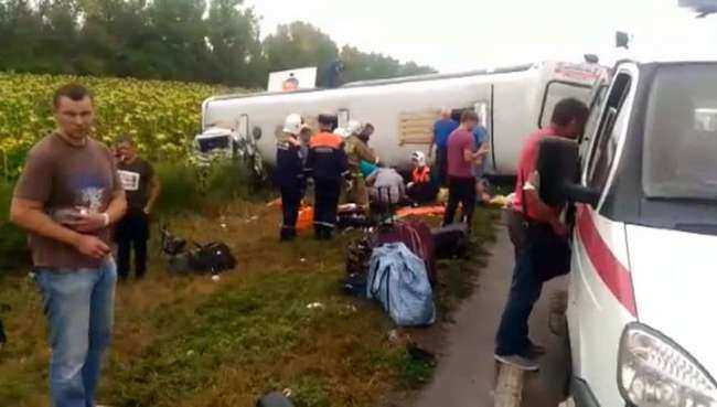 Авария в Ростовской области: 9 пассажиров из 35 продолжили поездку