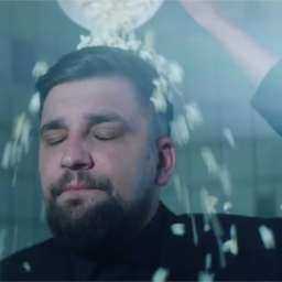 Зрители раскритиковали любовницу Бондарчука в совместном клипе с ростовчанином Бастой