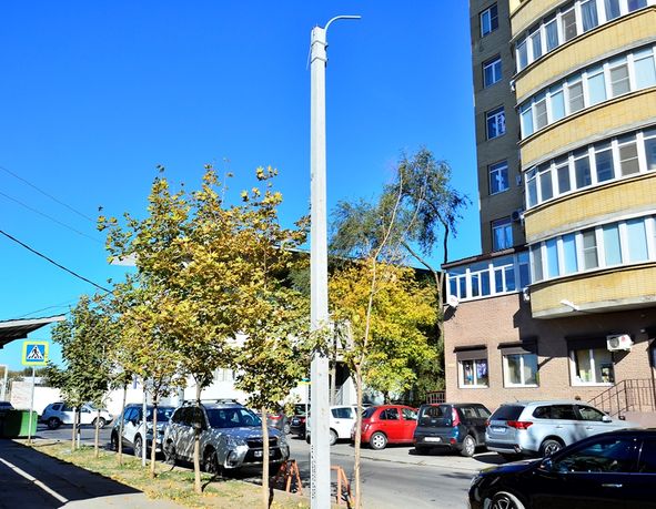 Новое уличное освещение с 8-метровыми столбами появится на 50 улицах Ростова