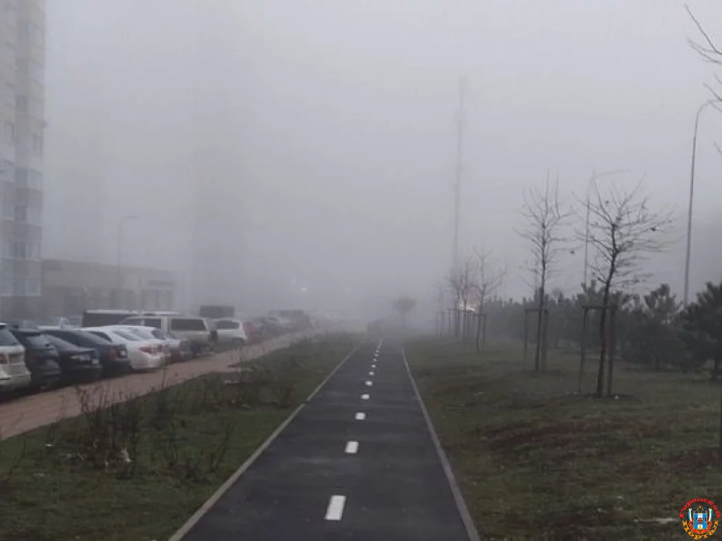 На Ростов опустился густой туман утром 30 декабря