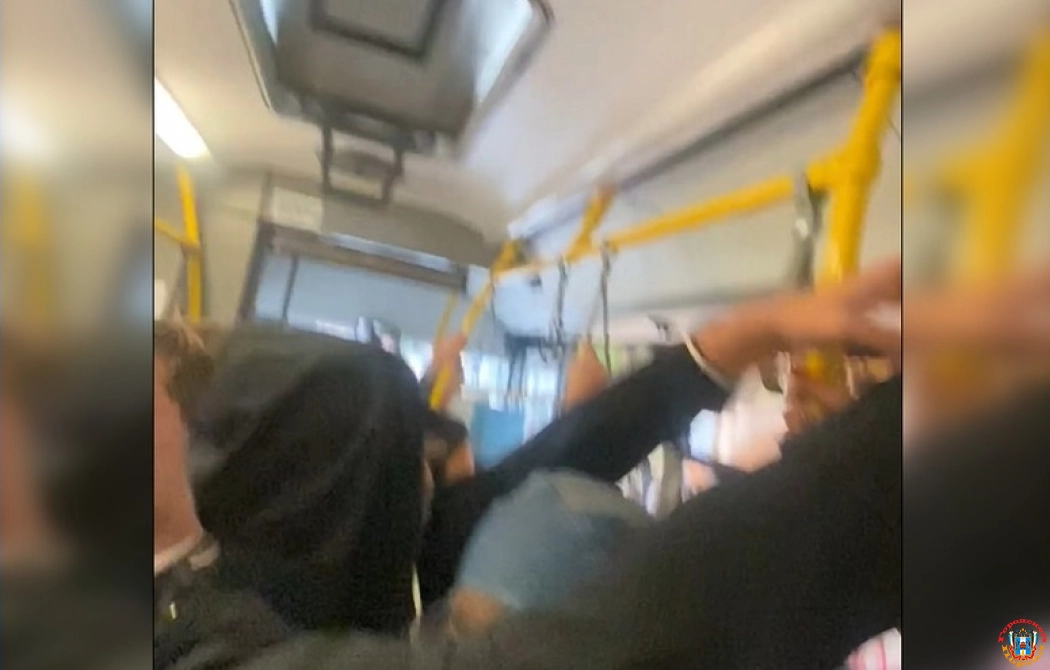 «Едем с открытыми дверями»: ростовчанин возмутился состоянием автобуса № 55