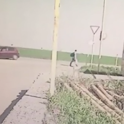 Подозреваемый в убийстве водителя фуры под Ростовом попал на видео