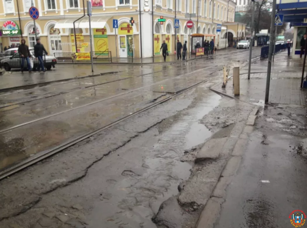 Дорогами, транспортом и ЖКХ в опросе правительства, Ростовчане остались довольны