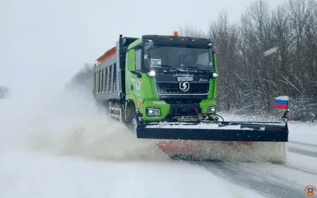 Снегопады на Дону: 250 единиц спецтехники задействованы в круглосуточной расчистке региональных трасс