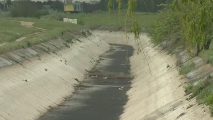 Крым готовит иск по украинской водной блокаде Крым готовит иск по украинской водной блокаде