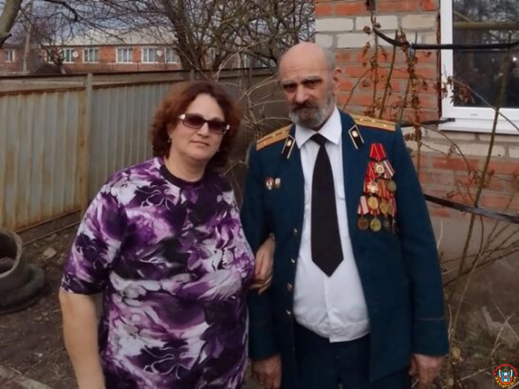Пожилой мужчина за рулем ВАЗа пропал по пути в Семикаракорск