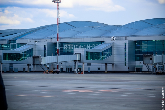 Уже шесть рейсов ушли на запасные аэродромы из-за погоды в Ростове