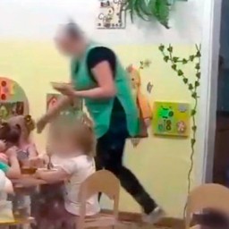 Избившей ребенка воспитательнице из Комсомольска-на-Амуре вынесли приговор