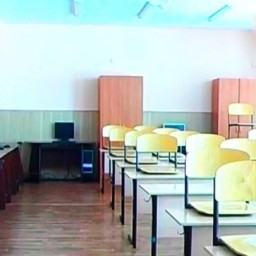 Из-за сообщений о минировании эвакуировали более 150 школ Екатеринбурга