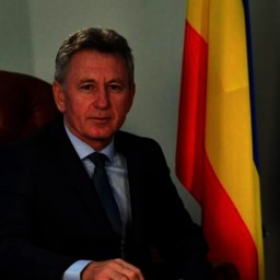 Экс-главе администрации Волгодонского района грозит срок за превышение полномочий