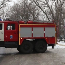 В школы Шахт продолжают поступать угрозы о минировании зданий