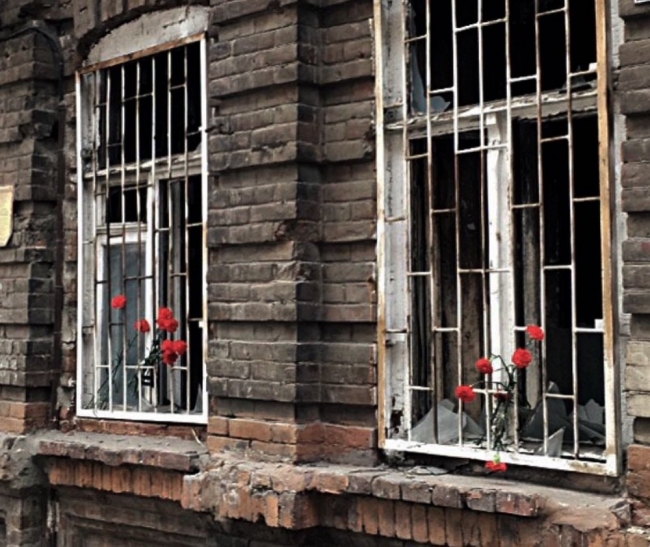 Ростовчане устроили флешмоб ради спасения от сноса старинного дома