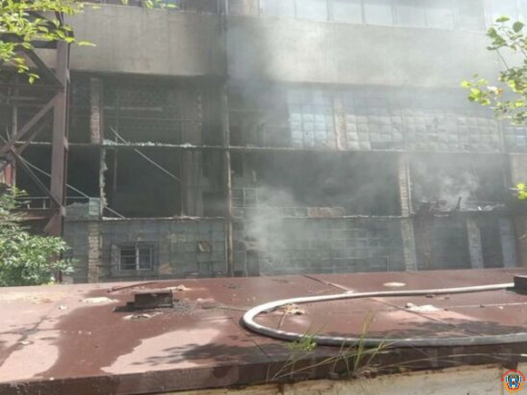 В Ростовской области сгорел цех машиностроительного завода