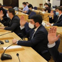 «Новичкам везде у нас дорога»: в гордуме Ростова определи состав постоянных комиссий