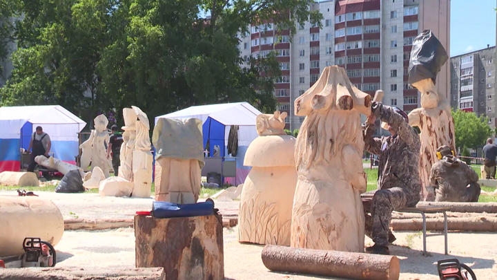 Первый фестиваль деревянных скульптур проходит в Череповце