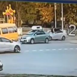 Пешехода-самоубийцу засняла камера в Ростове