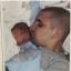Трогательное фото с новорожденной дочерью показал ростовский рэпер Баста 0
